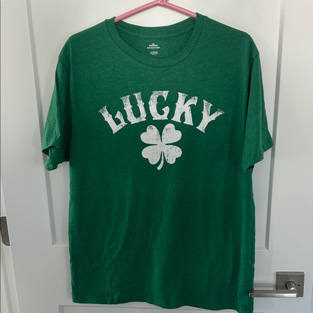 Great Green St Patrick’s Day Lucky Graphic T-Shirt size L